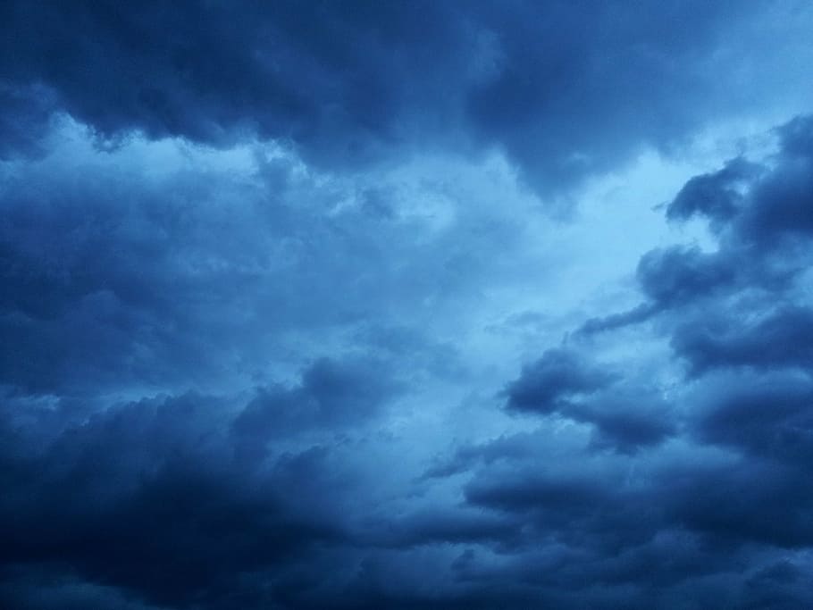 storm clouds, thunderstorm, dark clouds, clouds form, mood, atmosphere, rain, clouds, forward, gloomy