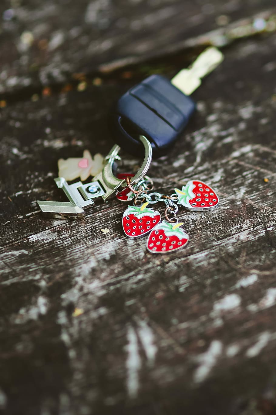 key, ring, strawberries, key ring, wooden, wood, car key, wood - Material, red, heart shape