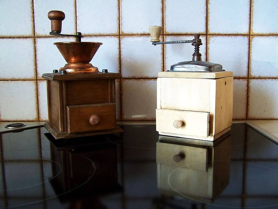 coffee grinder, antique, ornaments, old-fashioned, indoors, retro Styled, old, wall - building feature, metal, technology
