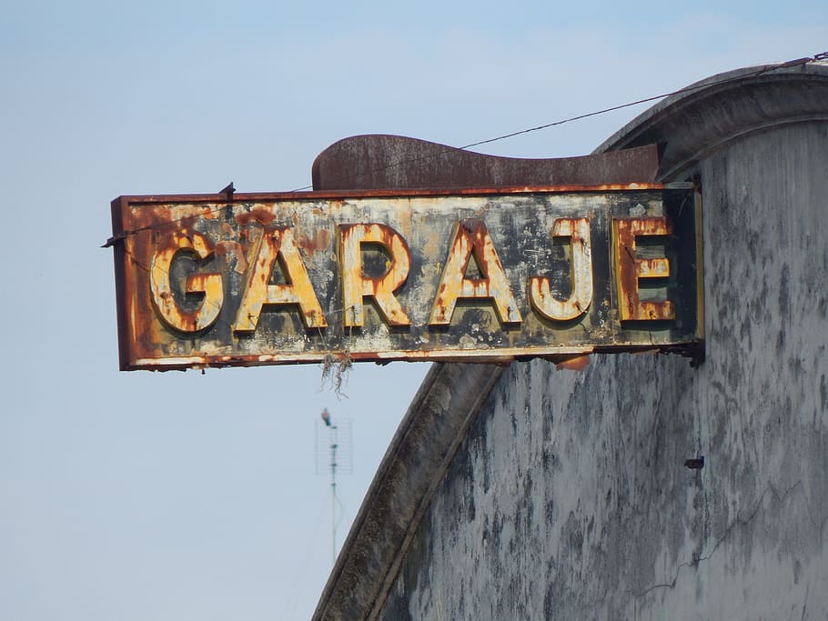 Garage, Poster, Sign, Mold, Montevideo, text, old, abandoned, run-down, weathered