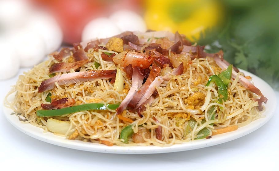 singapore vermicelli, yummy, asian dish, spicy, stir-fried, food, food and drink, plate, ready-to-eat, freshness