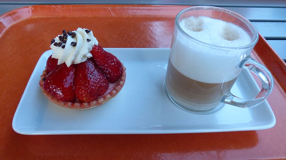 strawberry shortcake, tart, dessert, cappuccino, cream, eat, calories, small, sweet, delicious
