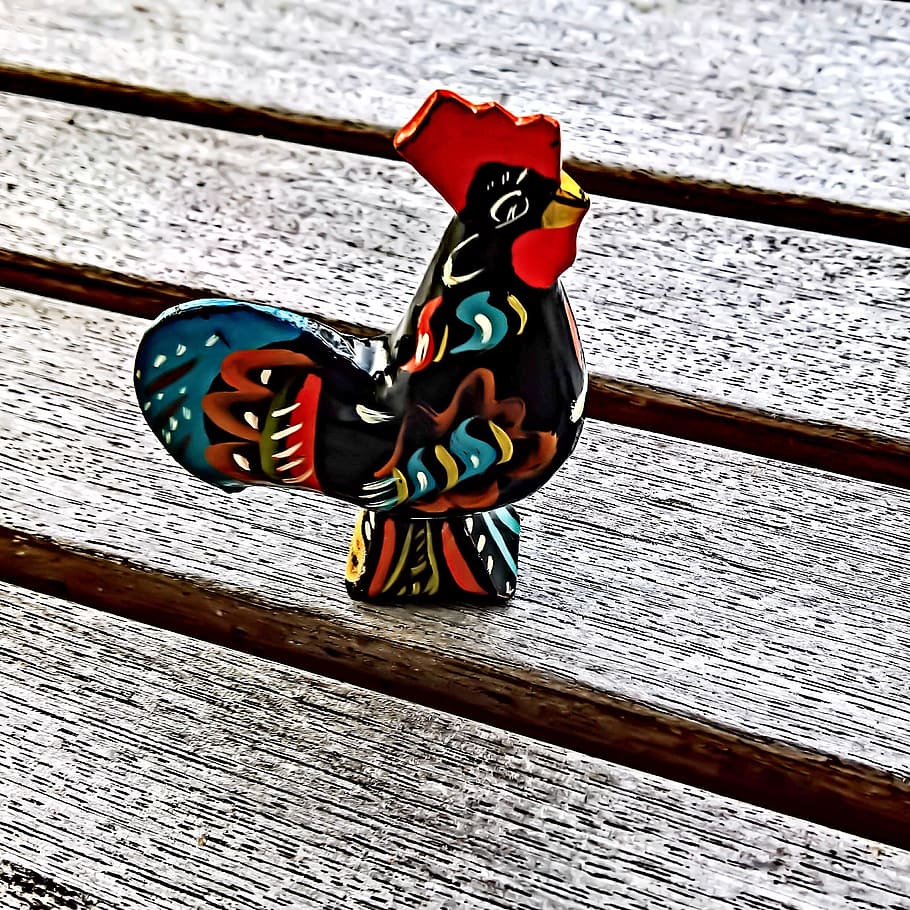 animal, hahn, de madera, mano de obra, real de dalarna, suecia, típicamente pintado de colores brillantes, souvenir, garra, juguetes