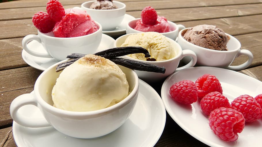 raspberries, served, white, plate, ice, ice cream, vanilla pod, chocolate, vanilla, t