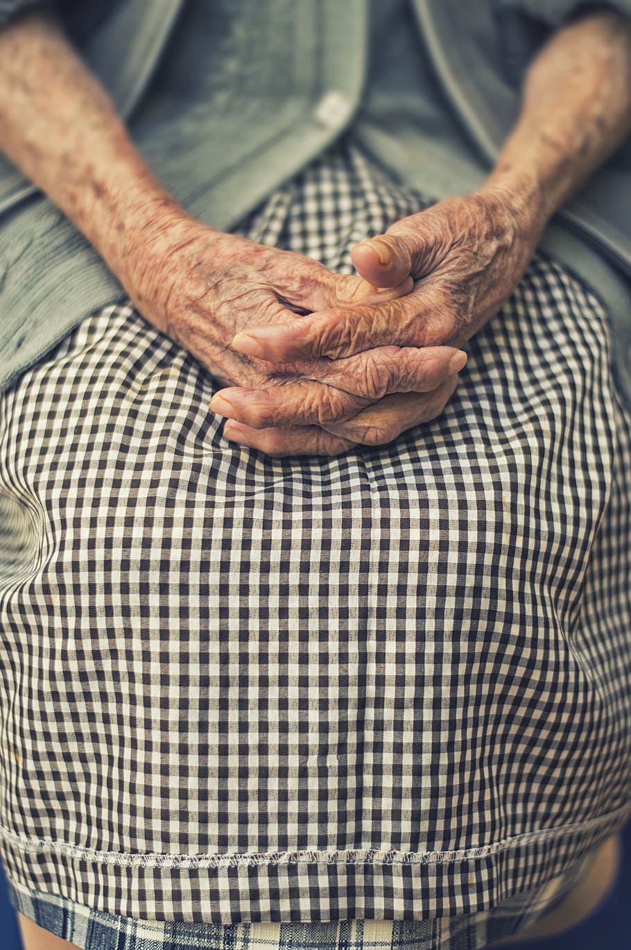 person hands toghether, hands, folded, woman, old, finger, resting, prayer, wrinkles, wrinkled