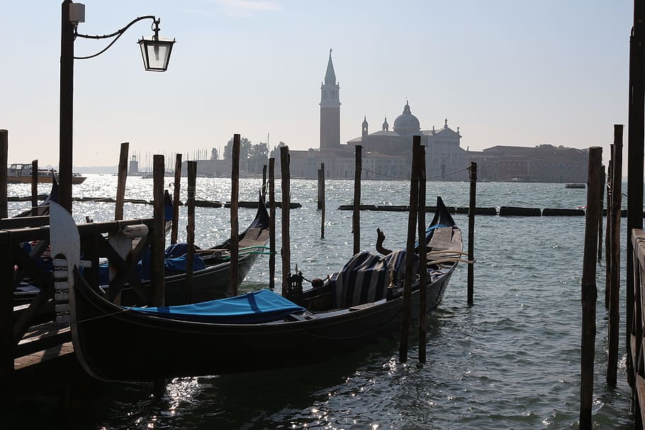venice, lagoon, venice gondola, gondolas, lantern, waterways, italy, venezia, romantic, nautical vessel