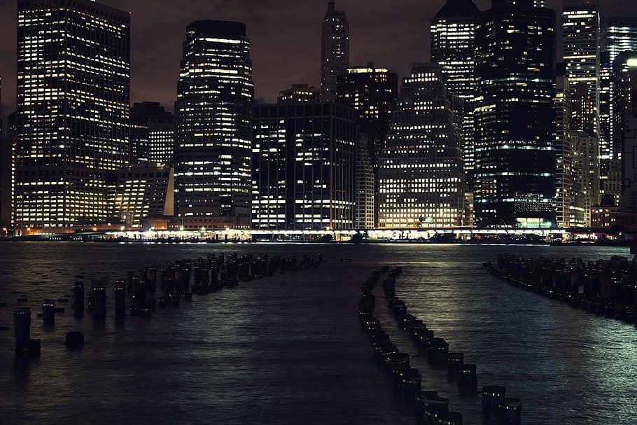 ночная фотография, манхэттен, нью-йорк, небоскребы, ночные огни, бизнес, центр города, экстерьер здания, архитектура, построенная структура