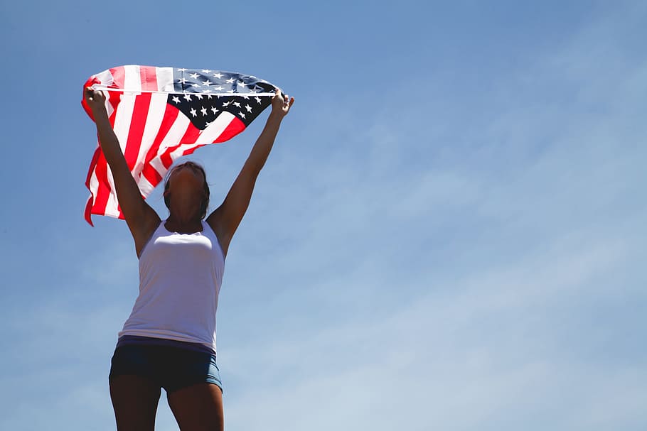 女性, 保持, 米国, 旗, アメリカ, アメリカの国旗, 愛国心, 空, アメリカ合衆国, 一人