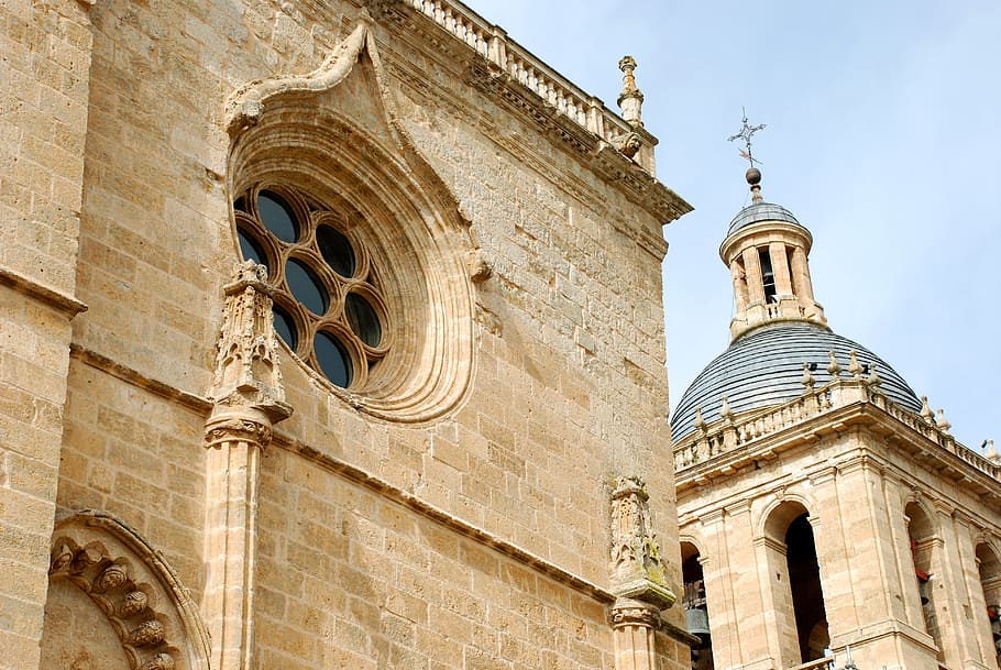 ciudad rodrigo, salamanca, iglesia, piedra, templo, religión, exterior del edificio, estructura construida, arquitectura, lugar de culto