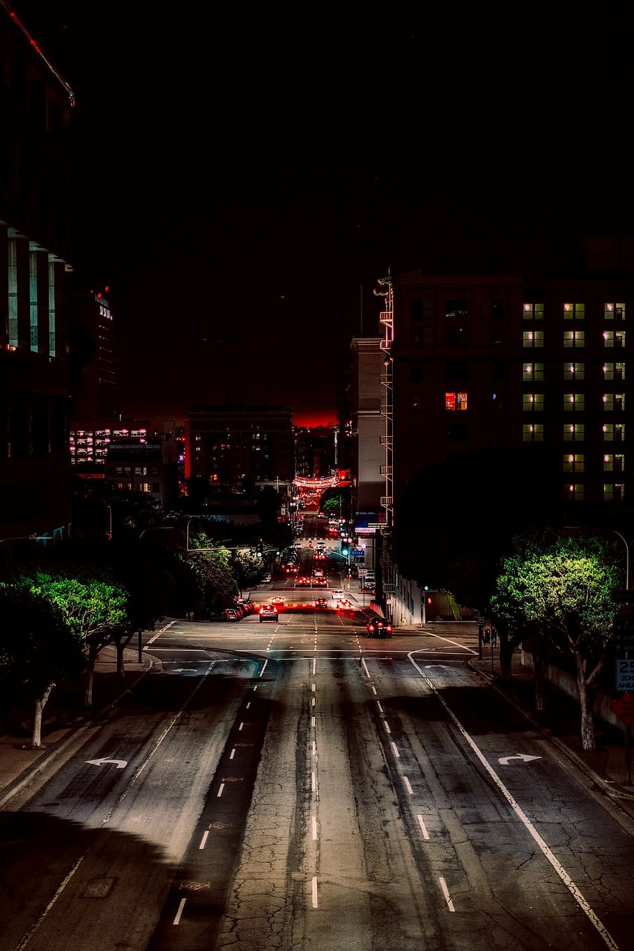 灰色, アスファルト道路, 車, 夜, ロサンゼルス, カリフォルニア, 都市, 建物, ダウンタウン, 都市の景観