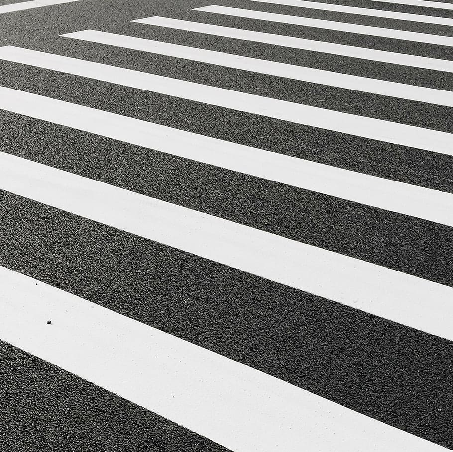 pedestre, foto de close-up da pista, faixa, linha, branco, estrada, pintar, concreto, listrado, padrão