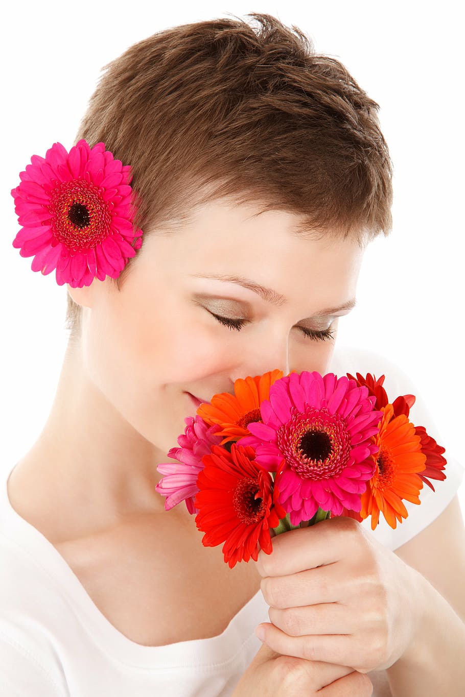 mujer, tenencia, gerbera margaritas, oliendo, ramo, belleza, cara, hembra,  flor, fresco | Pxfuel