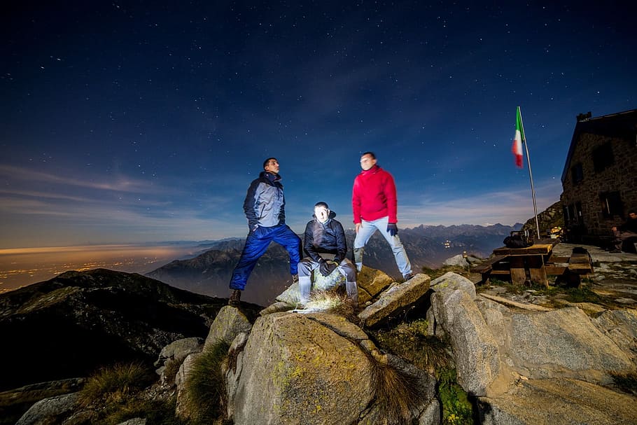 Mountain, Amici, Stars, sky, rock - object, cloud - sky, night, two people, outdoors, star - space