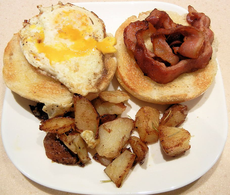 bacon, egg, potatoes, toast, breakfast food, food, plate, fried, meal, prepared Potato