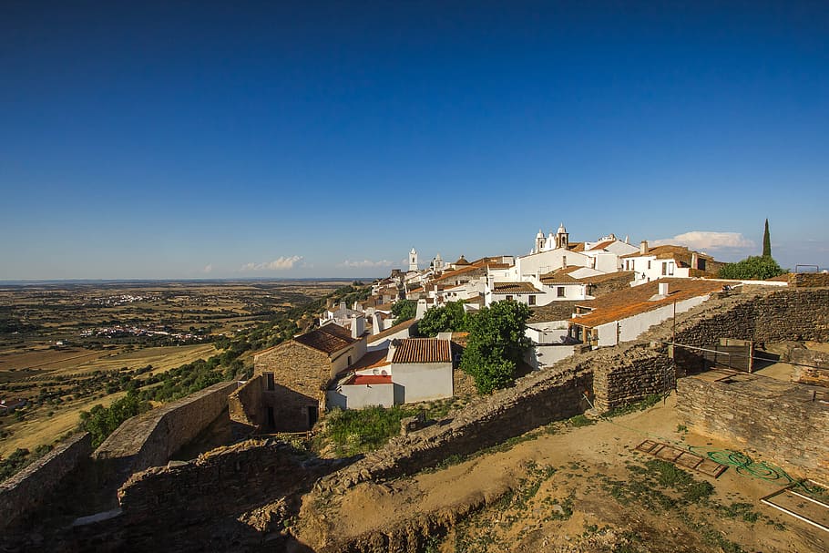 Panorama, casas, pueblo, Monsaraz, Portugal, vista de ángulo alto, azul, ninguna gente, al aire libre, estructura construida