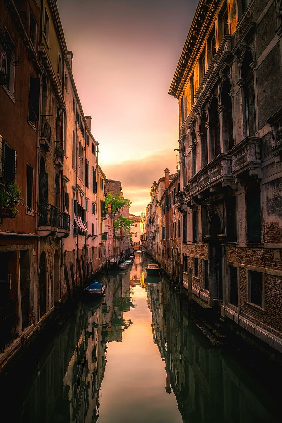 grandioso, canal, venecia italia, venecia, italia, puesta de sol, anochecer, cielo, nubes, agua