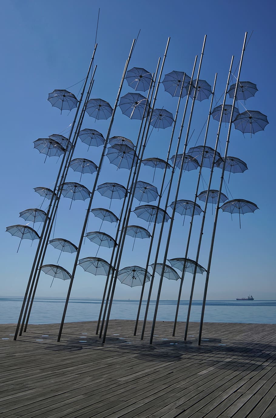 Salónica, paraguas, escultura, vista, arte, Grecia, cielo, mar, agua, belleza en la naturaleza