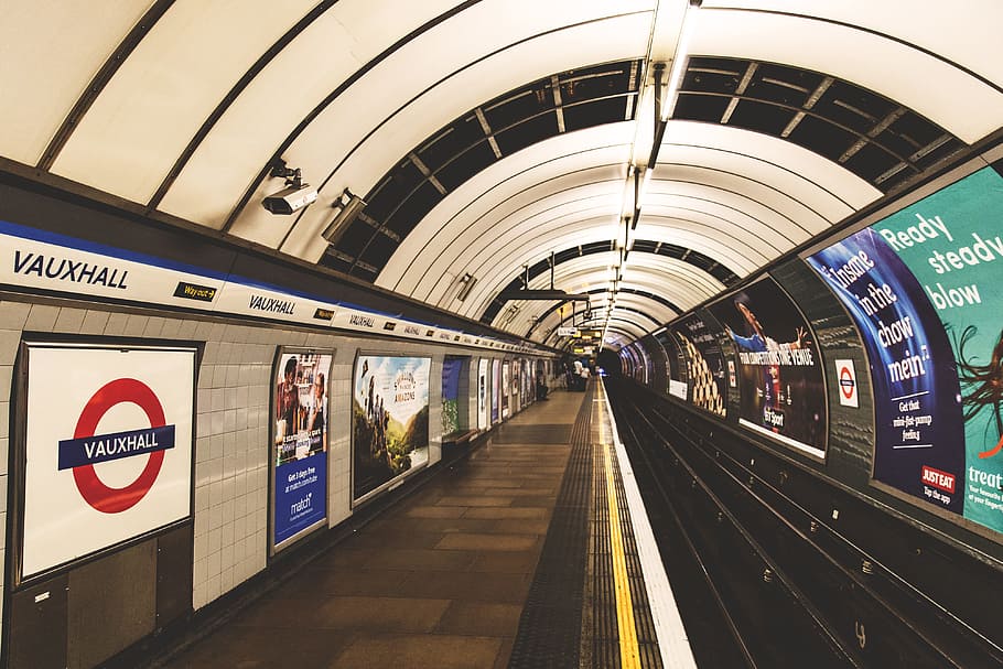 london, bawah tanah, London Underground, perkotaan, stasiun, Stasiun kereta bawah tanah, kereta api, transportasi, perjalanan, Platform Stasiun kereta api