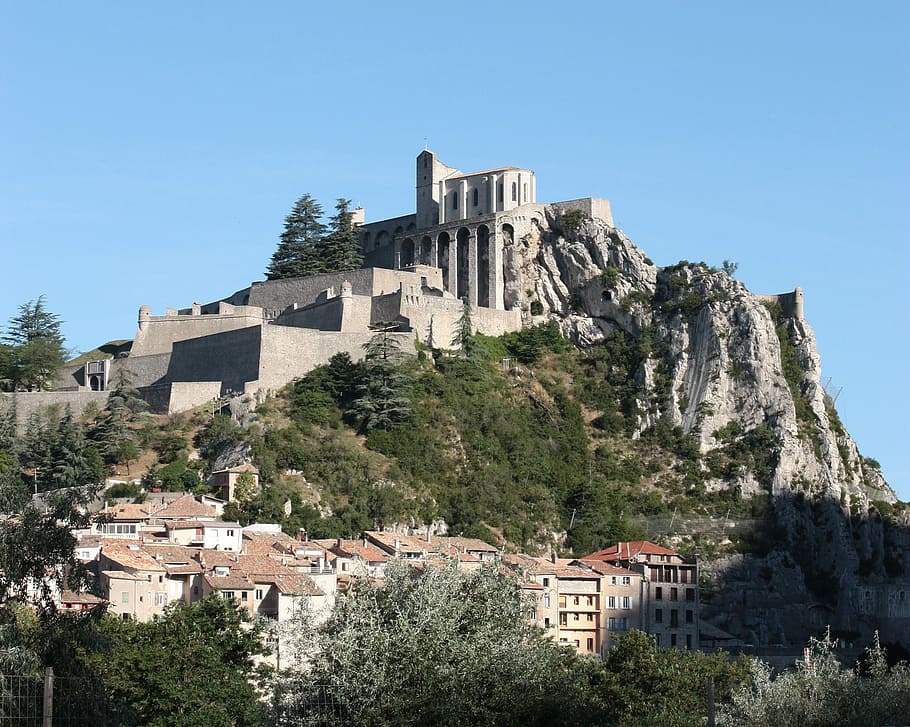 architecture, citadel, fortification, castle, vauban, sisteron, provence, france, history, tourist site