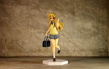 tsumugi-kotobuki-k-on-young-school-girl-female-uniform-royalty-free-thumbnail.jpg