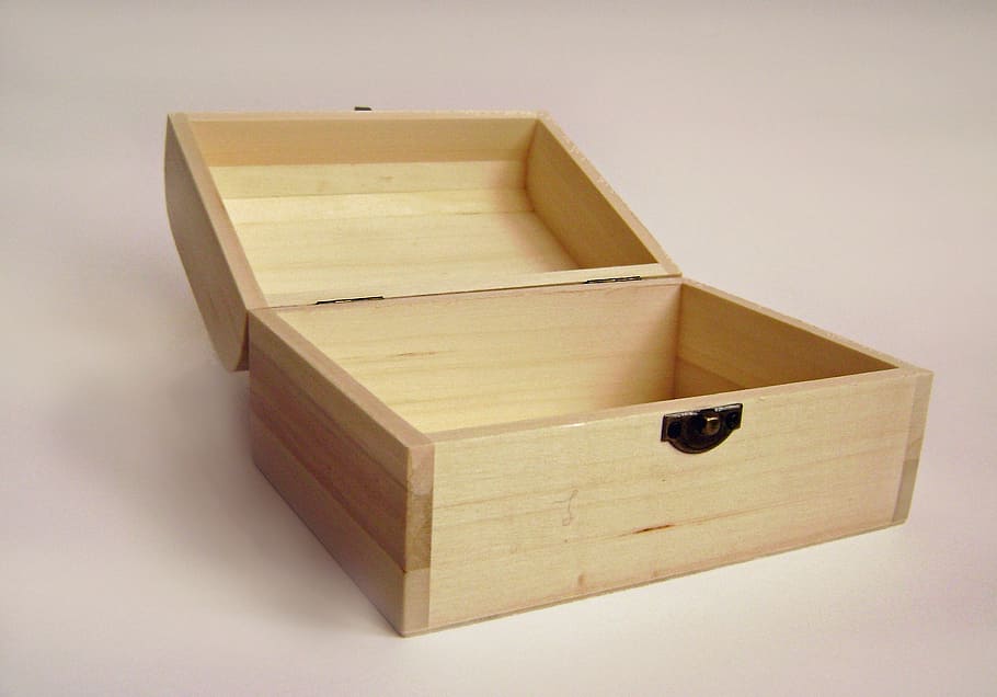 caixa, caixa de madeira, caixão, dentro de casa, recipiente, natureza morta, ninguém, fundo branco, tiro do estúdio, aberto
