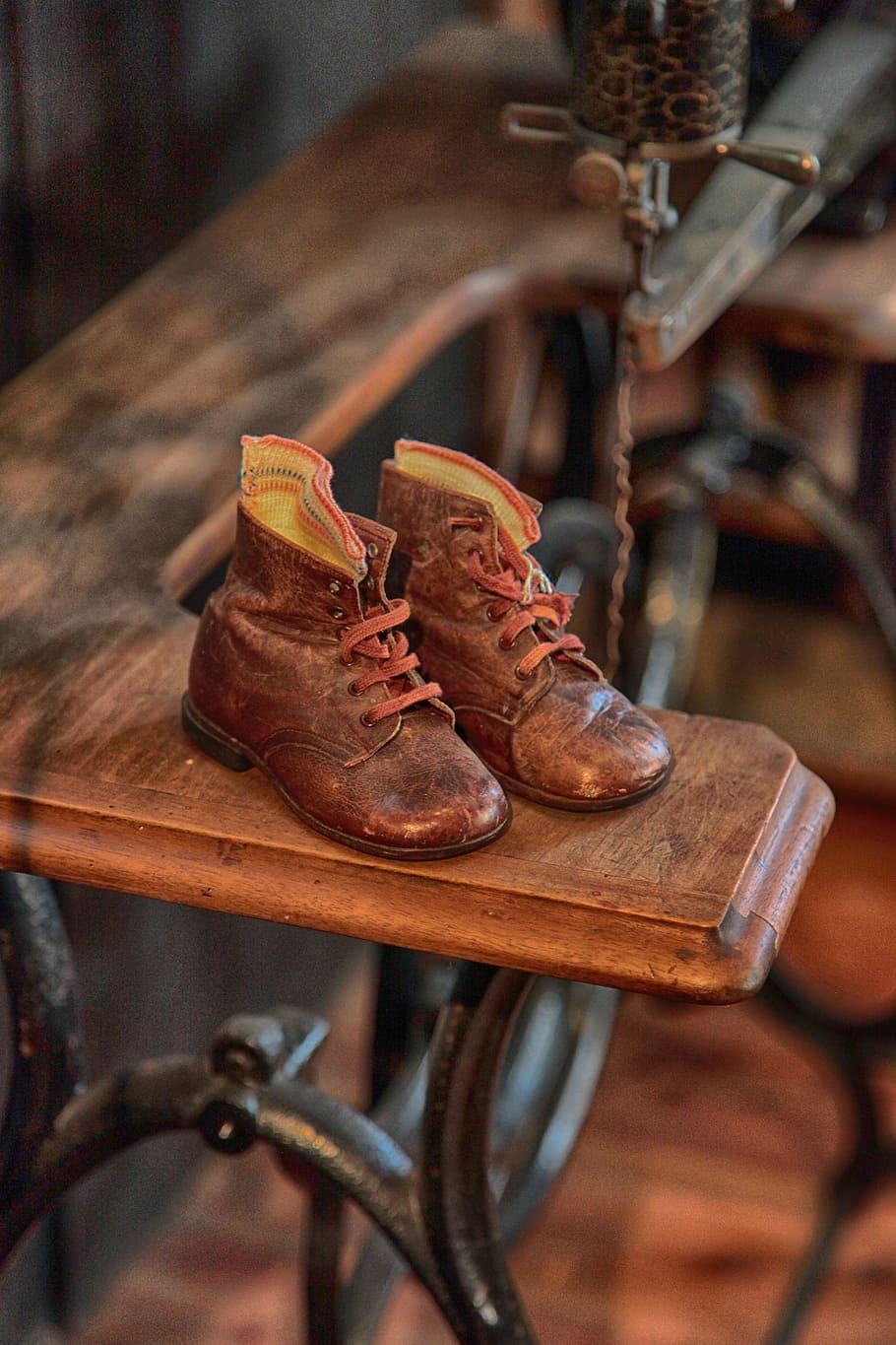shoemaker, children's shoes, shoes, workshop, old, leather, old shoes, cute, children, girl