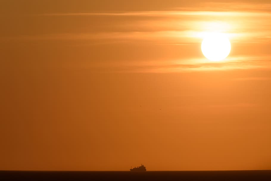 ocean, sunset, ship, sea, boat, warm, golden, horizon, silhouette, sky