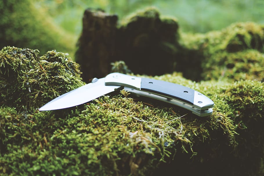 knife, camping, hiking, trekking, outdoors, woods, forest, wilderness, tools, blade