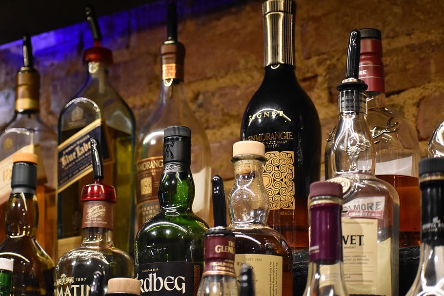 scotch, wiski, alkohol, minuman keras, minuman, bar, botol, restoran, wadah, minum