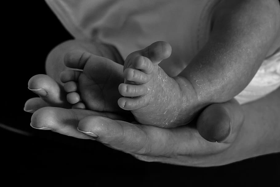 Feet, Hands, Child, Maternity, baby, birth, black, black white, mother, skin