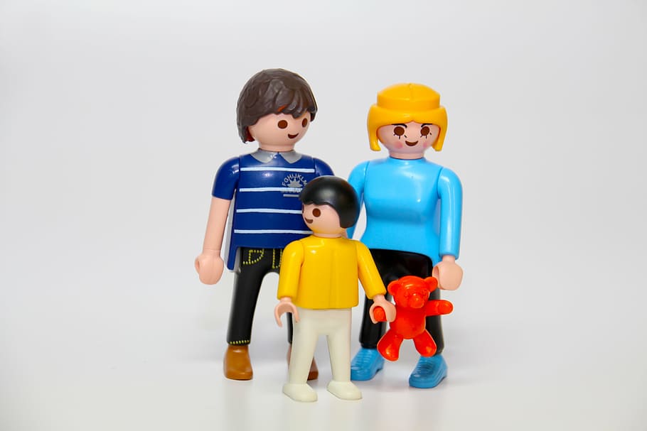 tiga, laki-laki, mainan lego, playmobil, mainan, mainan anak-anak, keluarga, bermain, boneka beruang, boneka
