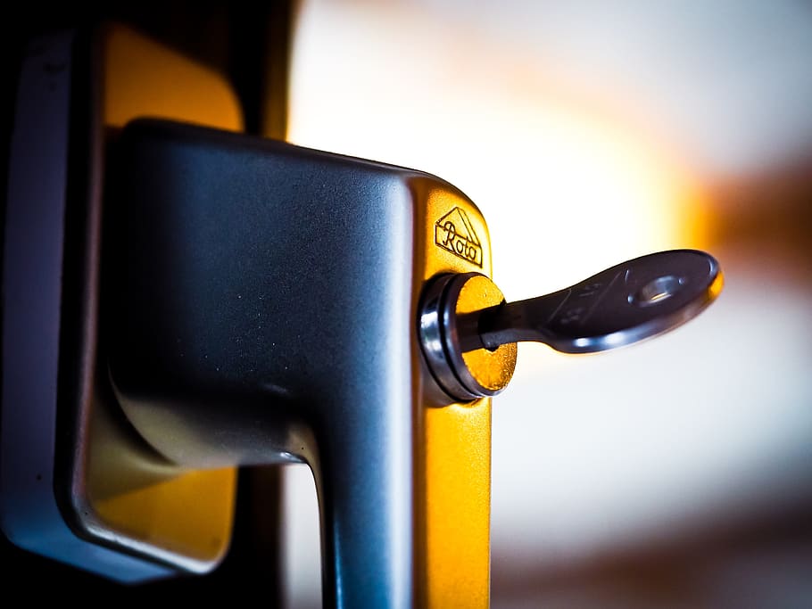 window lever, window, lever, open, building, inviting, close-up, yellow, indoors, focus on foreground