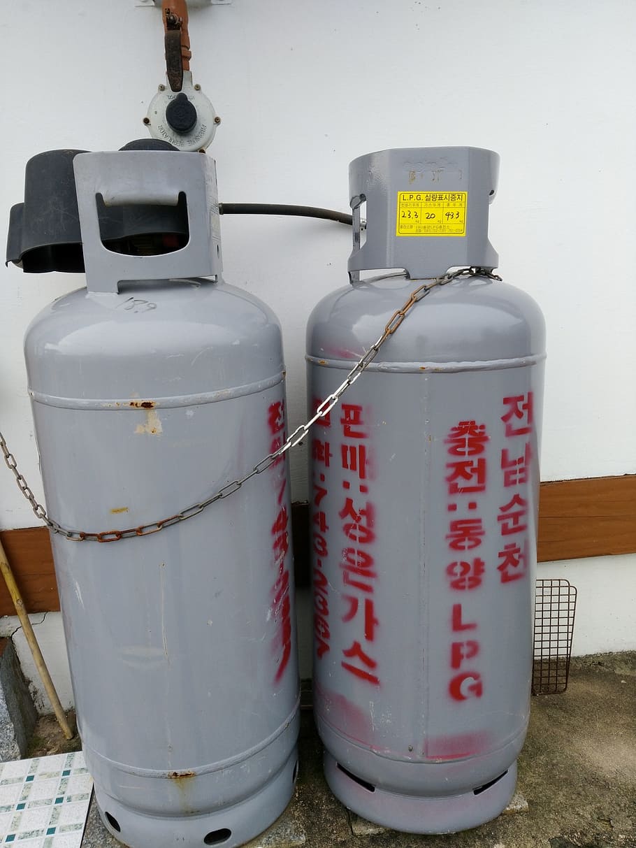 gas cylinder, of the countryside, pixar bay, container, indoors, close-up, communication, white color, cylinder, still life