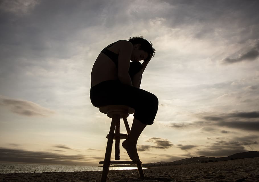 people-silhouette-sunset-sky.jpg