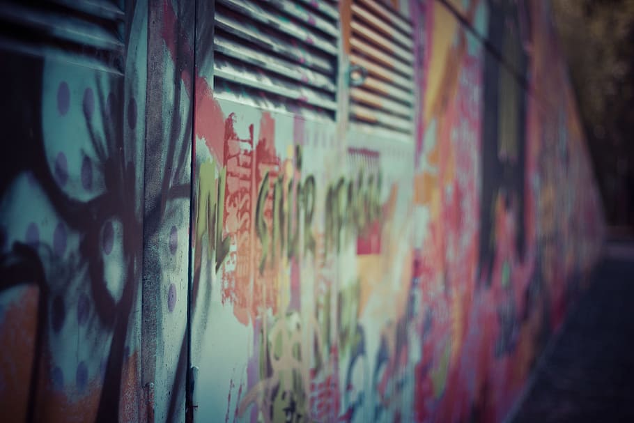 selective, focus photography, multicolored, graffiti, spray paint, wall, lockers, vents, art and craft, creativity