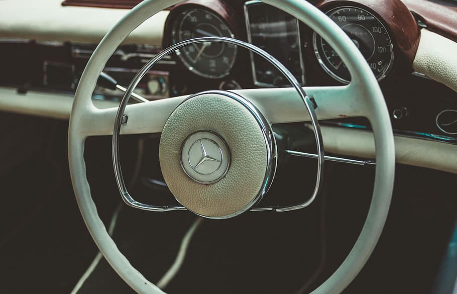contains, close, mercedez, benz, car, steering, wheel, close up, Mercedez Benz, old-fashioned