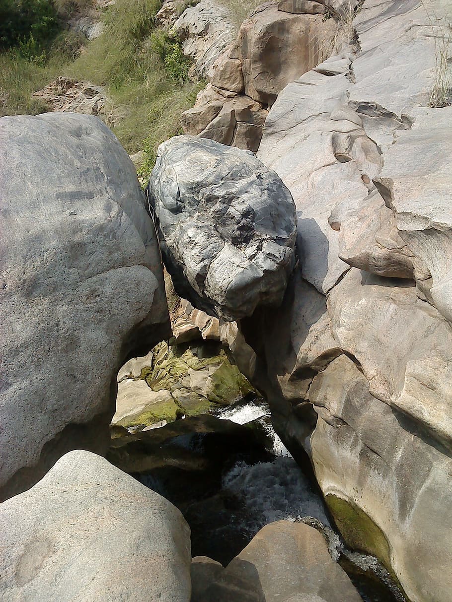 Rock, Stone, Nature, Natural, Landform, erosion, water, gushing, spring, beneath