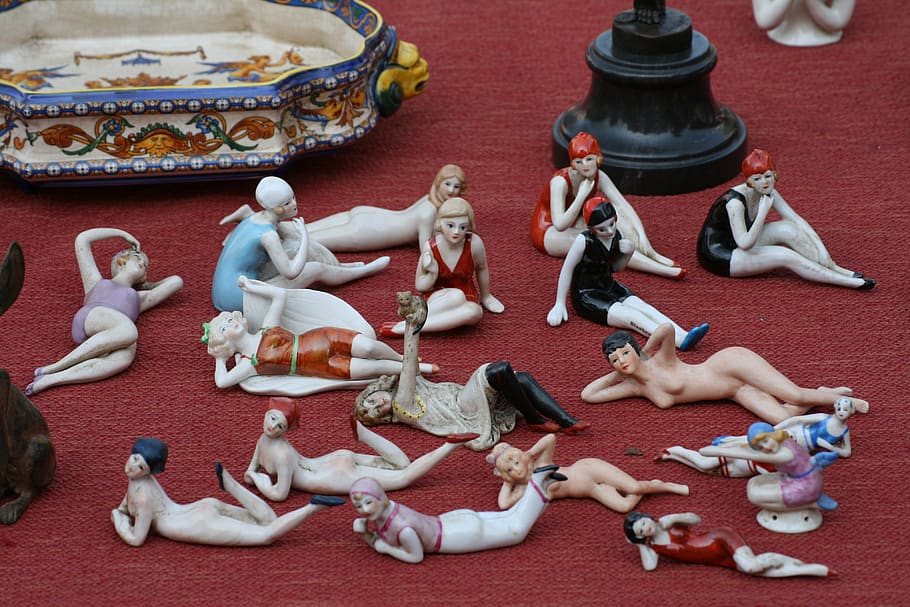 flea market, porcelain, ceramic, figures, 1920, act, red, women, art and craft, representation