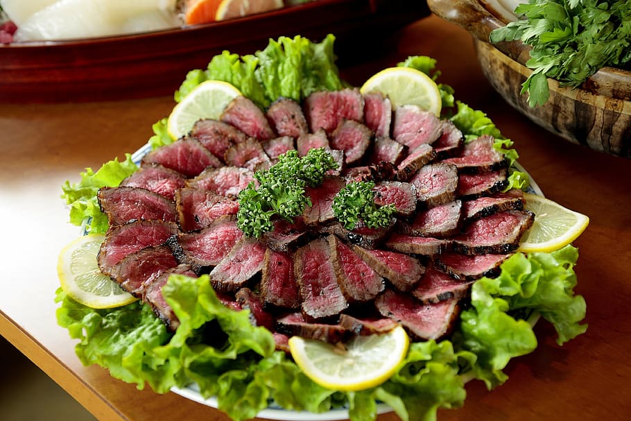 green leaf vegetable, cuisine, beef, seared, roast beef, food, freshness, vegetable, gourmet, meal