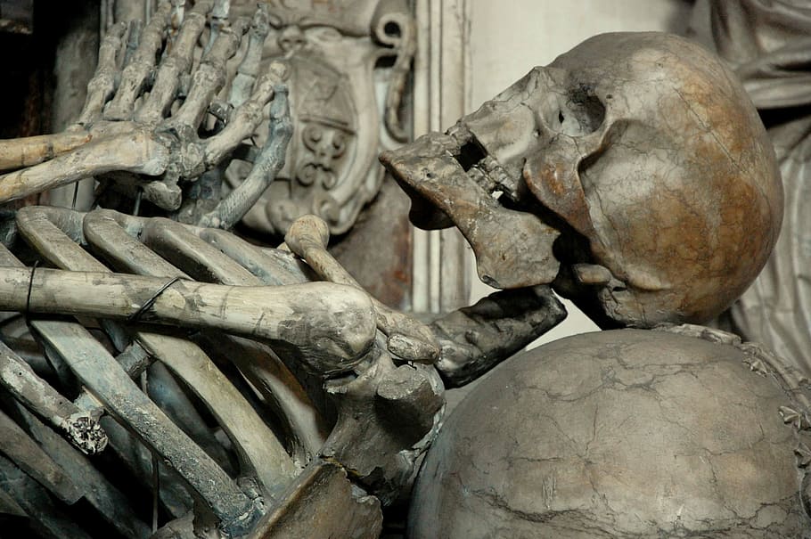 death, skull and crossbones, skeleton, memento mori, skull, bone, skull bone, statue, old, sculpture