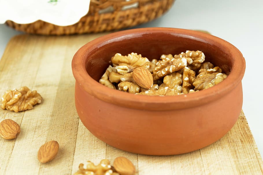 brown, almond brittles, clay pot, walnut, almond, dried fruits and nuts, nuts, food, terry, healthy eating