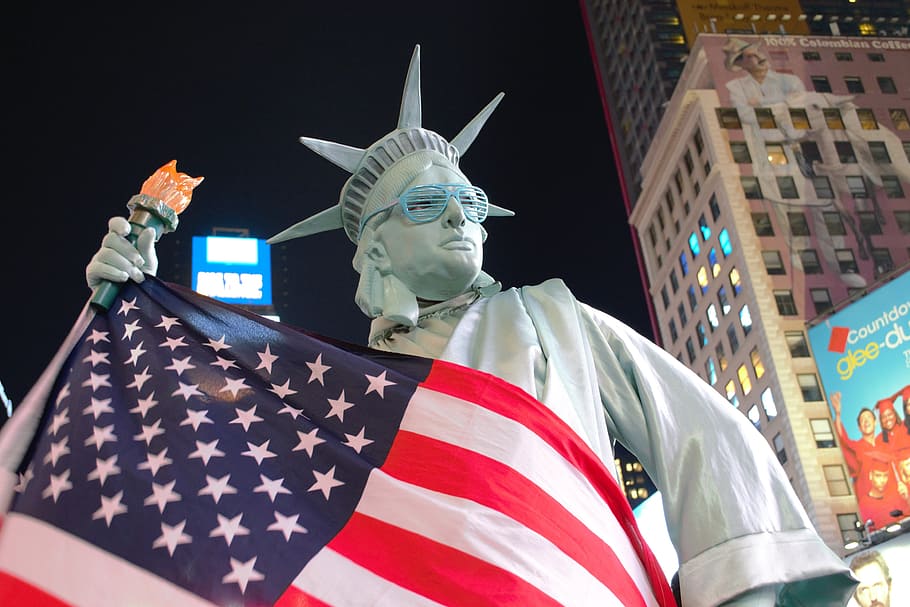 アメリカの国旗, 自由の女神, 衣装, ハロウィーン, 42番街, タイムズスクエア, マンハッタン, ニューヨーク, 旗, アメリカの国旗を振って