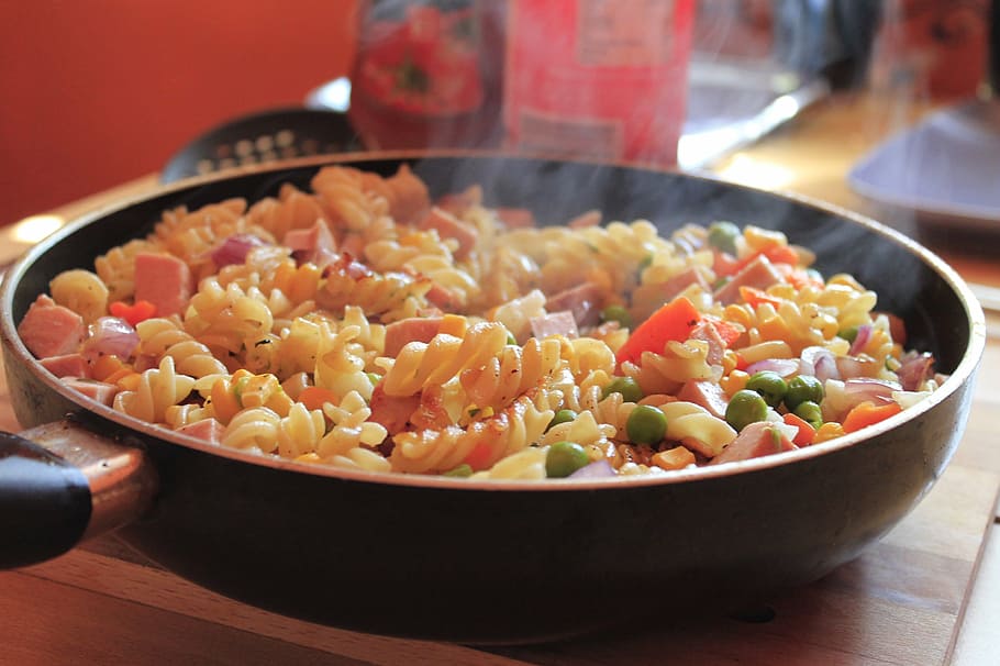 pan, noodles, fry up, sear, cook, food, food and drink, vegetable, healthy eating, bowl