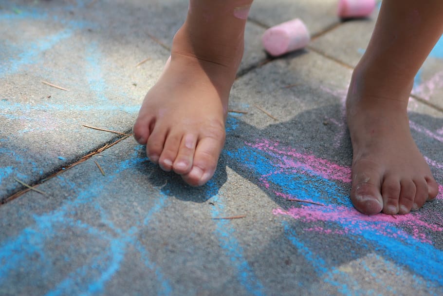 bare, feet, chalk, sidewalk, pink, blue, art and craft, child, creativity, one person