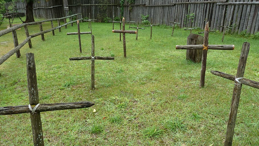 Cemitério, Cruzes de madeira, madeira, morto, enterro, católico, histórico, ste, marie entre os hurons, antiga