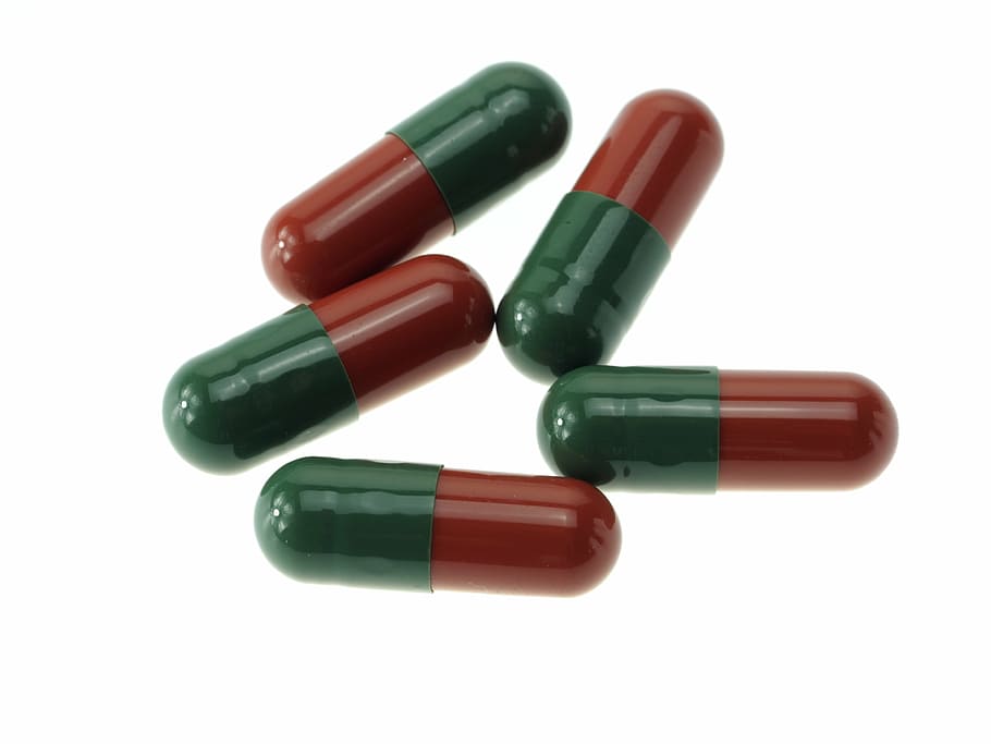 pile, medicine capsules, pills, tablets, medicine, capsule, heal, drugs, pharmacy, nutrient additives