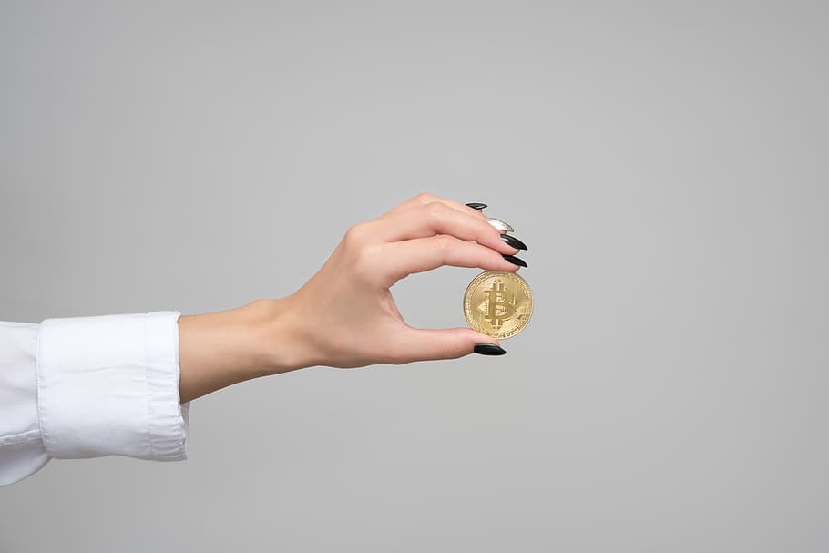 bitcoin, finance, cryptocurrency, hand, money, coin, crypto, dollar, studio shot, human hand