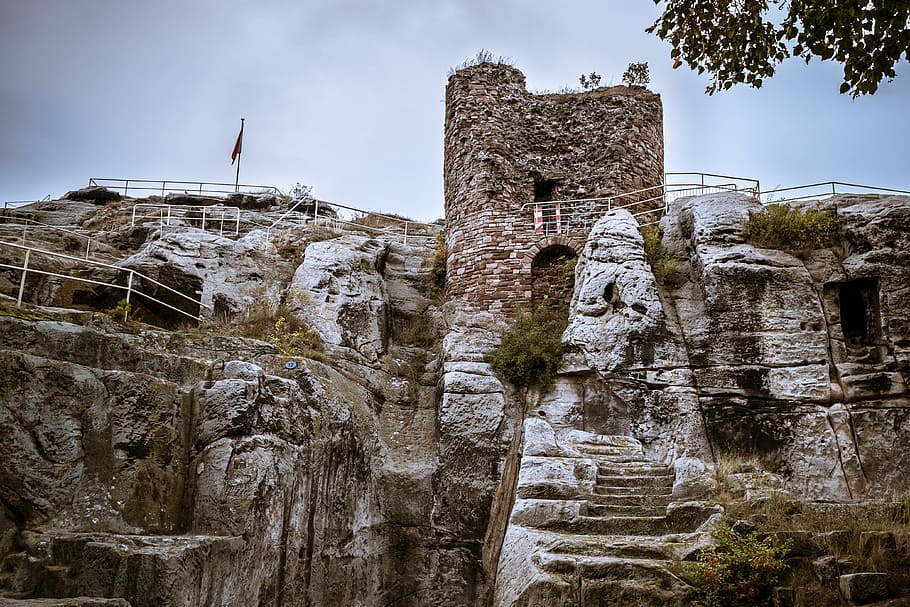 castillo, ruina, torreón, donjon, fortaleza, burgruine, roca, regenstein, resina, edad media