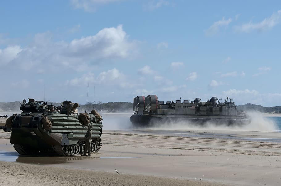 lcac, landing air cushion, rapid delivery, deployment, usn, united states navy, ship, vessel, water, sky