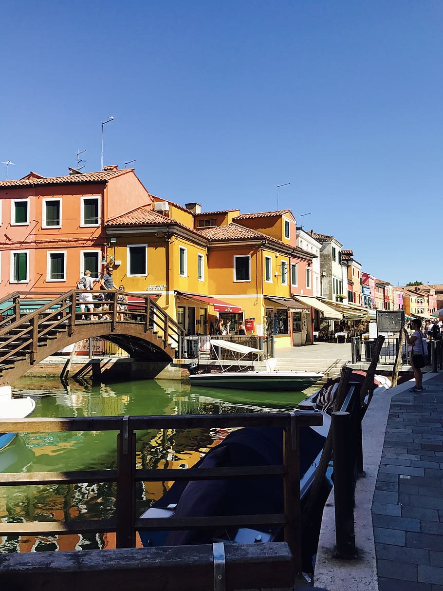 ブラーノ島 ヴェネツィア イタリア カラフルな家 構築された構造 建築 建物の外観 水 空 晴天 Pxfuel